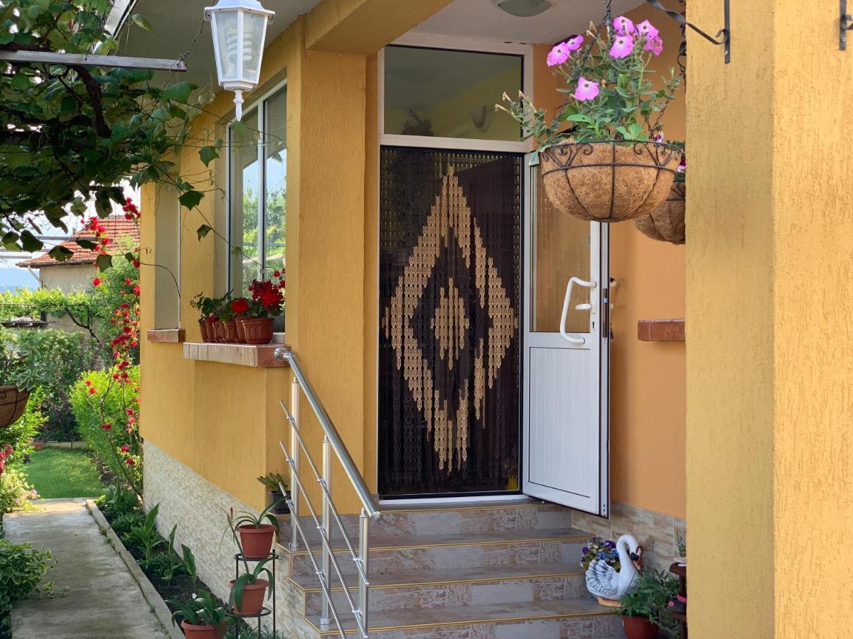 Вила В С. Габарево, Долината На Розите. Gabarevo Extérieur photo